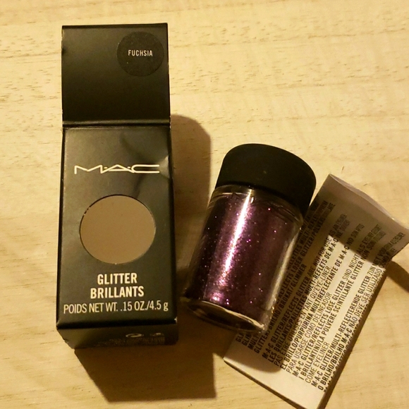 ๐๐๐งโโ๏ธFUSCHIA MAC Cosmetics  DISCONTINUED Glitter NWT - Picture 7 of 8
